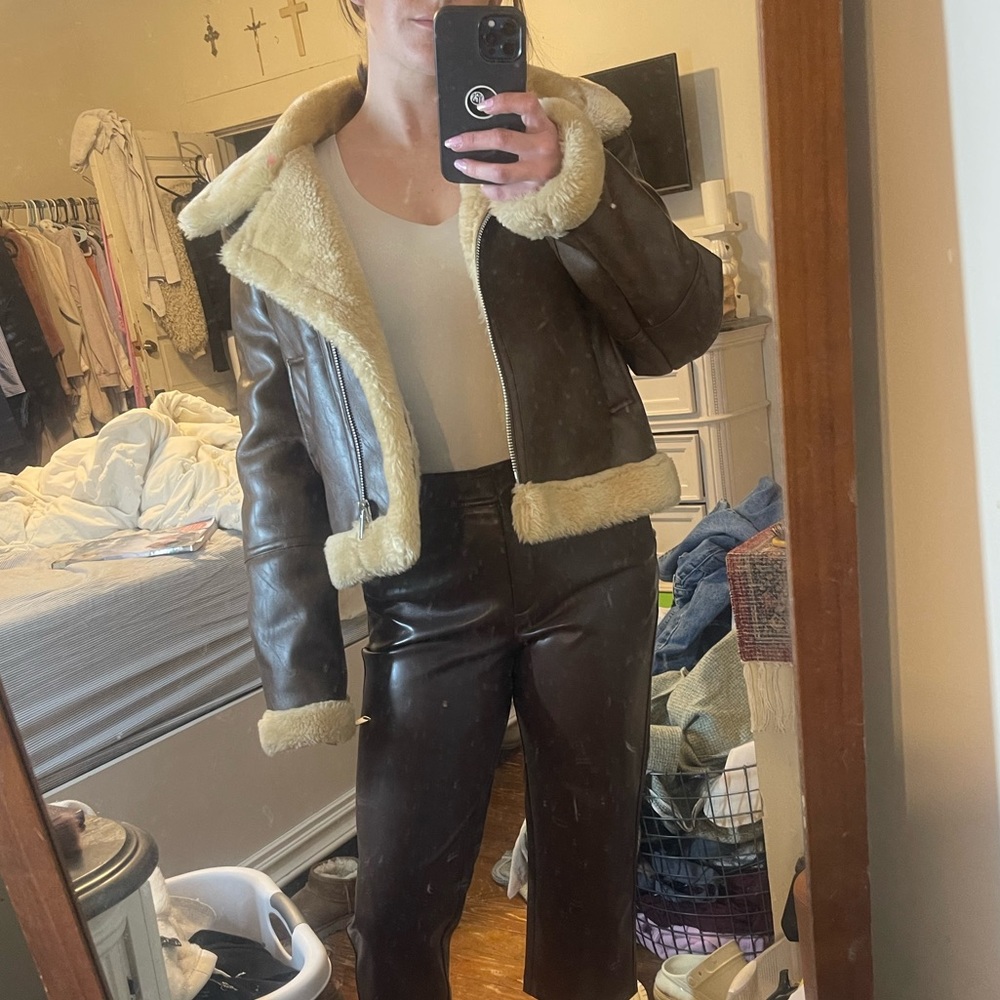 Urban Outfitters faux leather jacket. Size Lg. Never worn - Picture 3 of 3